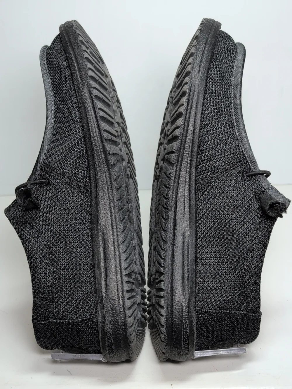 Hey Dude Wally sox slip-on shoes men's size 8 EU 41